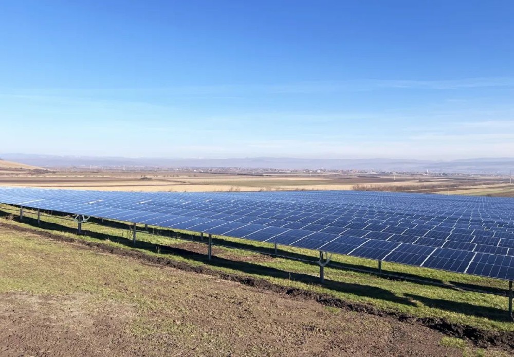 追光同行路，歐洲新里程 | 上能電氣助力羅馬尼亞Glodeni光伏電站順利并網(wǎng)